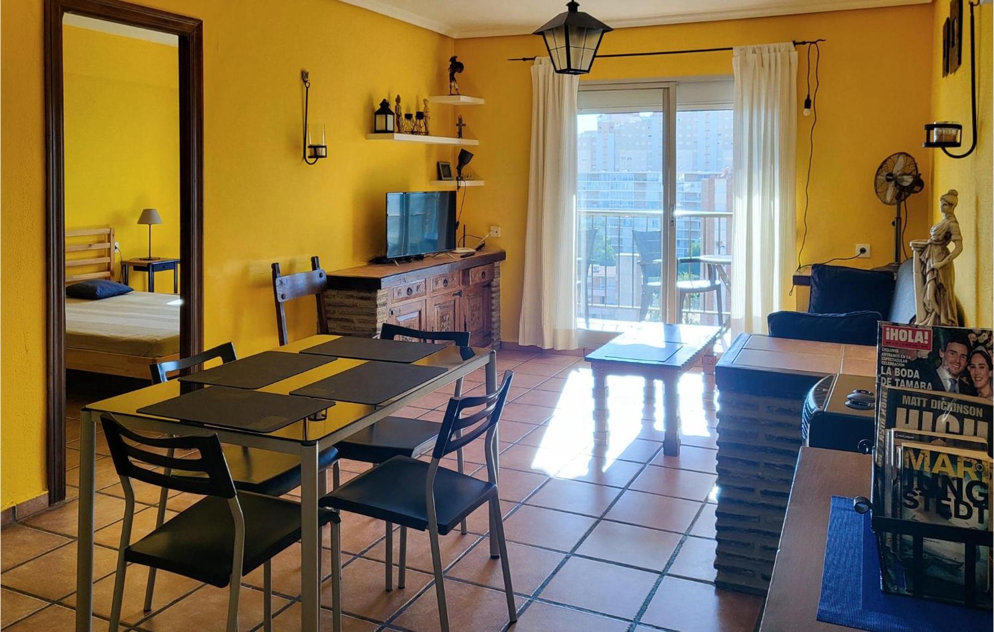 2 Bedroom Cozy Apartment In El Campello Esterno foto