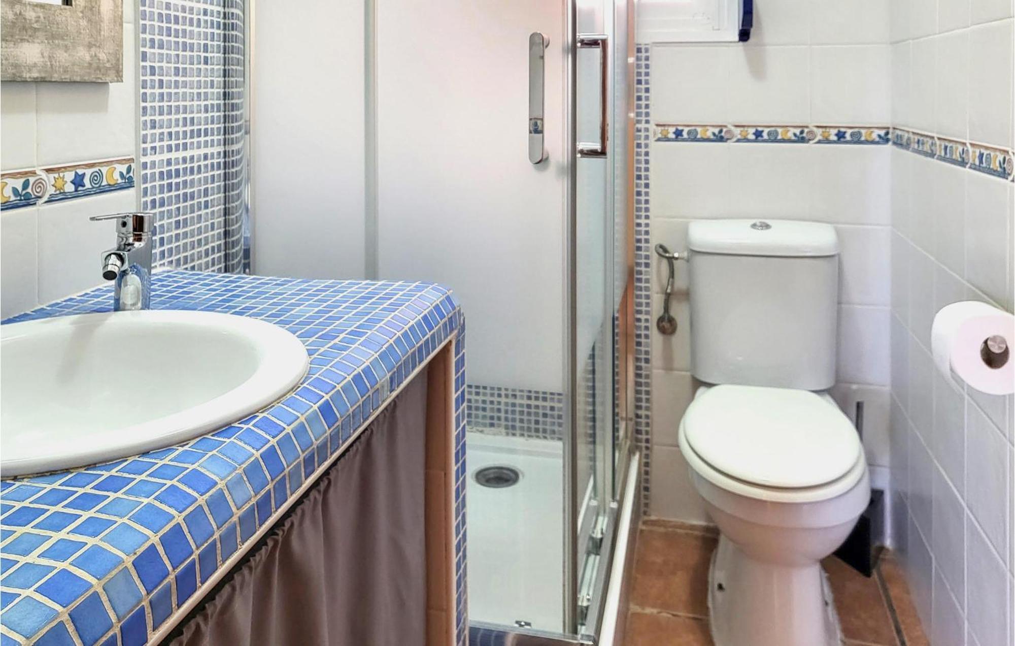 2 Bedroom Cozy Apartment In El Campello Esterno foto